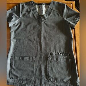 Koi Next Gen Gray scrubs with jogger pants